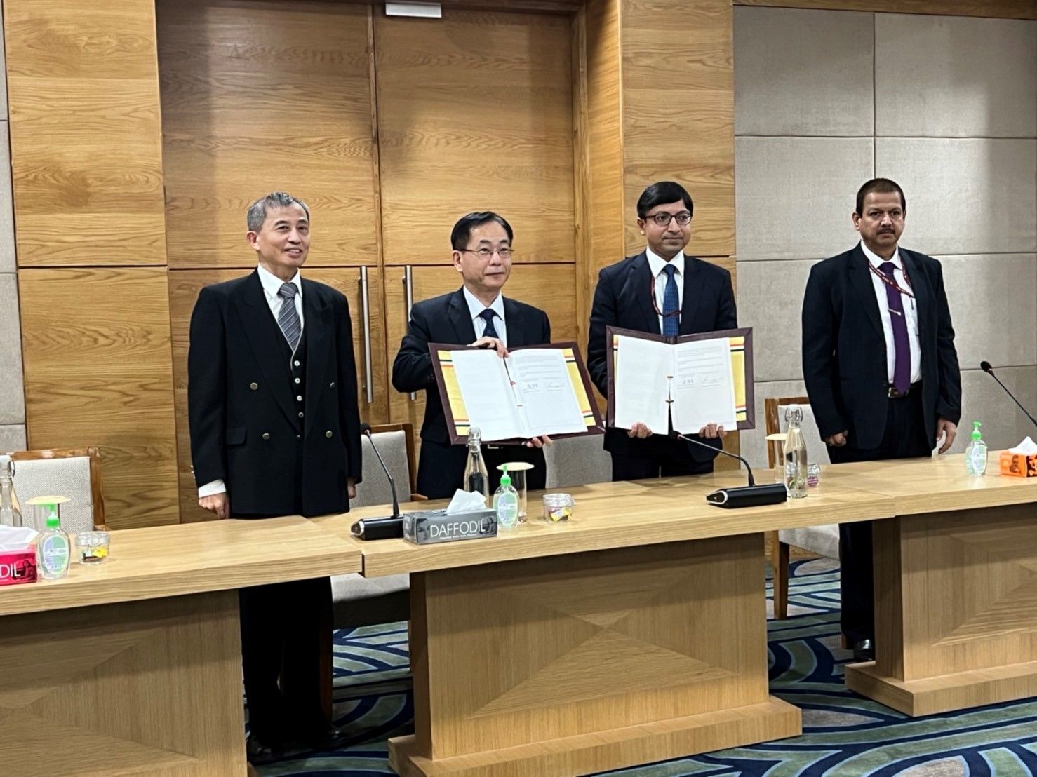 111年11月4日在印度新德里舉行臺印傳統醫藥合作瞭解備忘錄簽署儀式